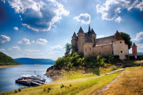 LeChâteaudeValetleLacdeBort LeChâteaudeValetleLacdeBort