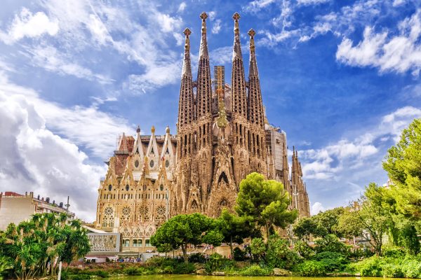 BARCELONA, SPAIN – SEPTEMBER 15,2015 : Sagrada Familia in Bar BARCELONA, SPAIN - SEPTEMBER 15,2015 : Sagrada Familia in Barcelona. Sagrada - the most known the buildings created by Antoni Gaudi.